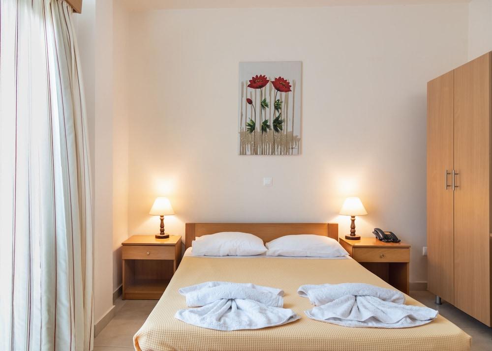 Rhodes City International Hotel מראה חיצוני תמונה