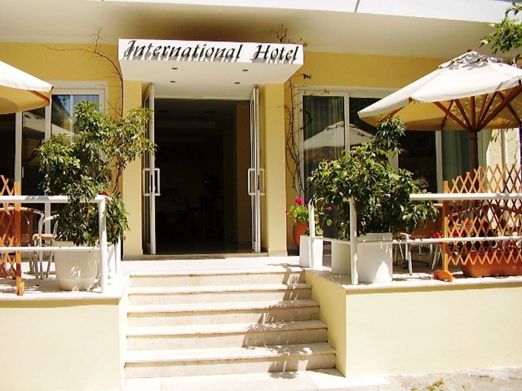 Rhodes City International Hotel מראה חיצוני תמונה