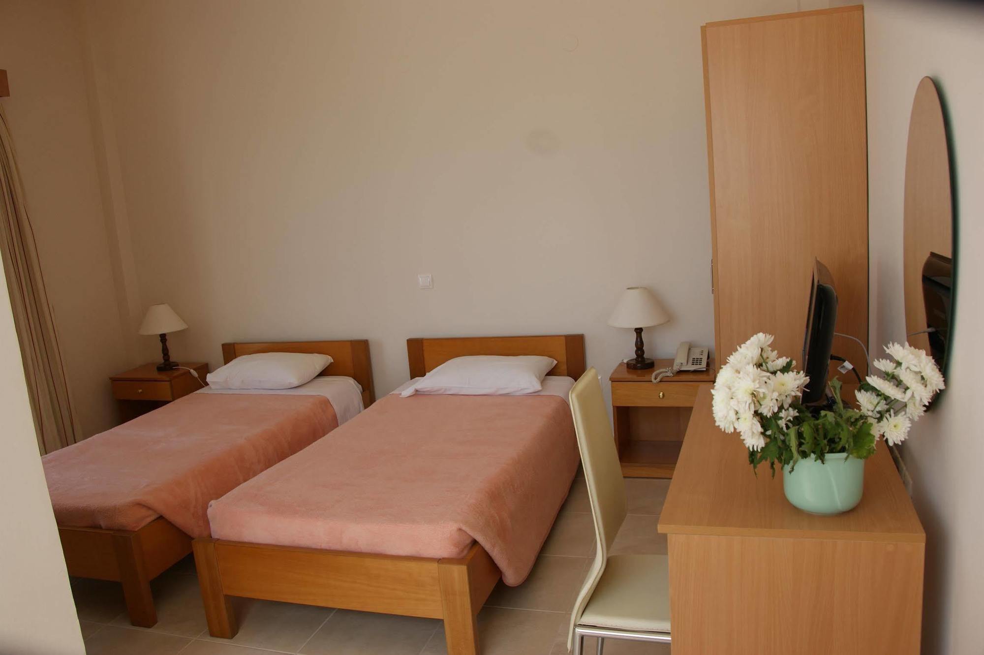 Rhodes City International Hotel מראה חיצוני תמונה