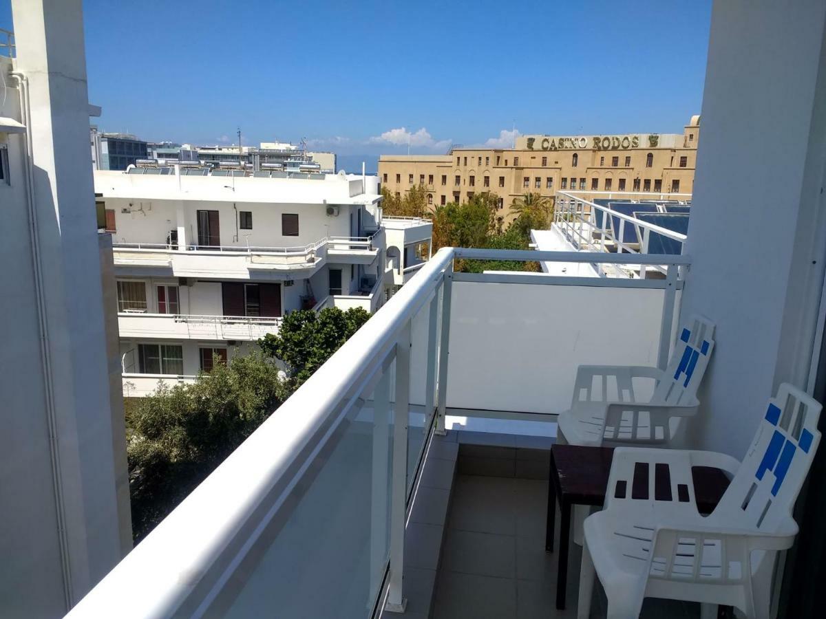 Rhodes City International Hotel מראה חיצוני תמונה